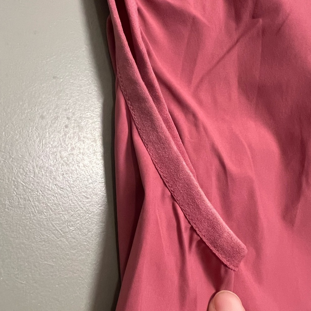 SWEATY BETTY | On The Run Zip Up Performance Workout Vest Adventure Pink - Picture 9 of 9